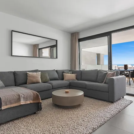 Luxury Seaview Apartment Manilva